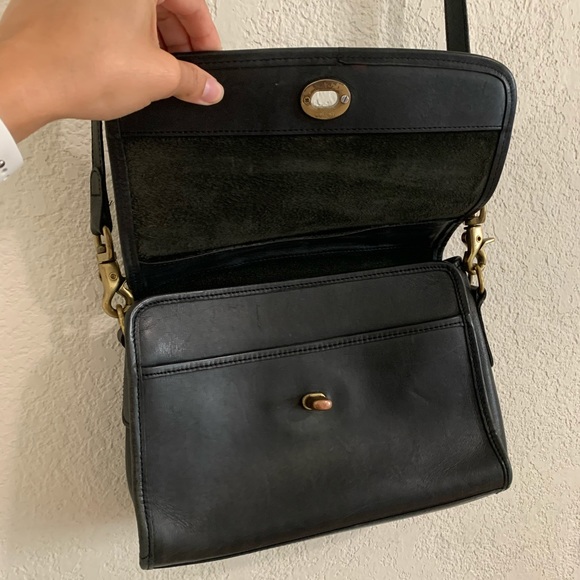 COACH vintage black leather purse - Picture 4 of 8